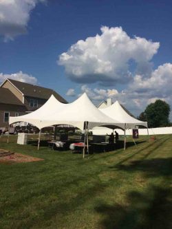 party tent rentals set up